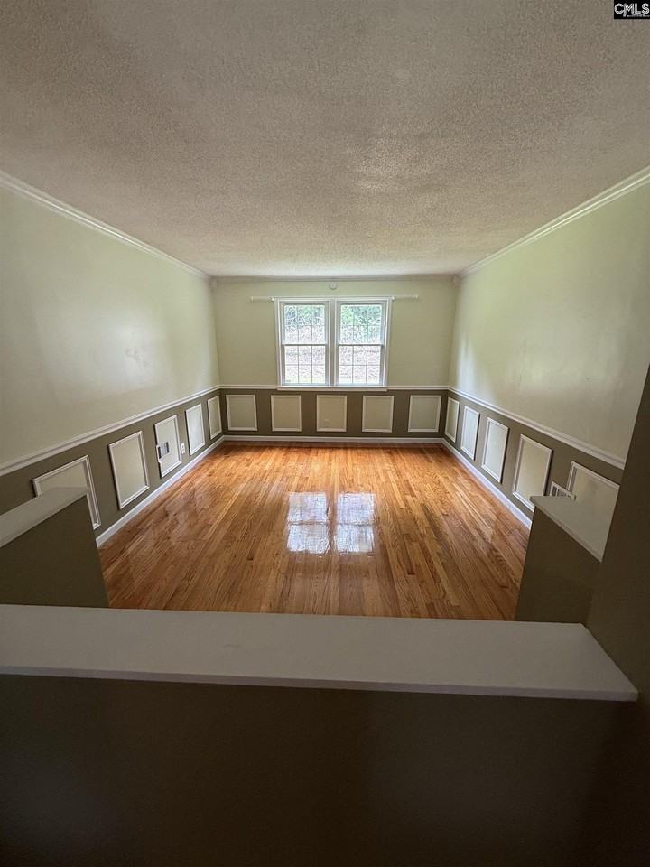 9414 Puritan Rd - Photo 3 of 19