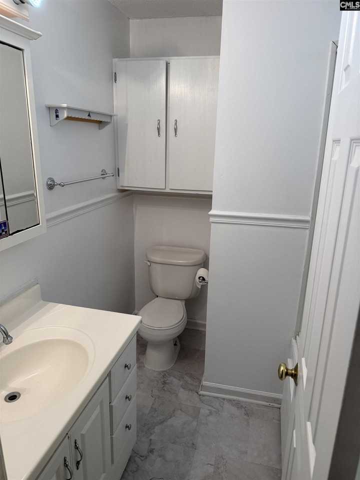 9414 Puritan Rd - Photo 5 of 19