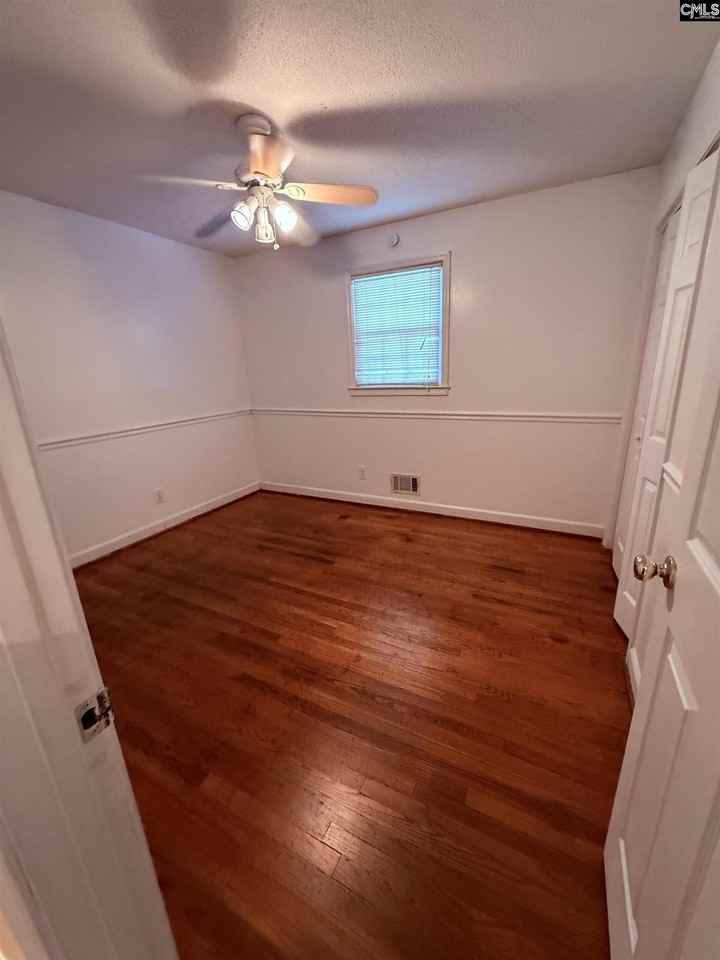 9414 Puritan Rd - Photo 6 of 19