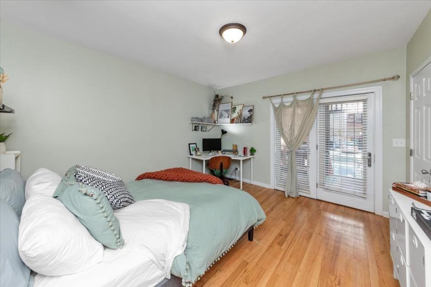 1510 N Elk Grove Ave - Photo 7 of 10