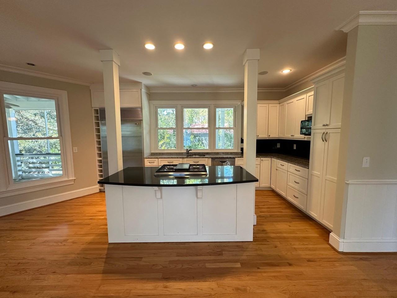 2820 Middle St - Photo 5 of 19