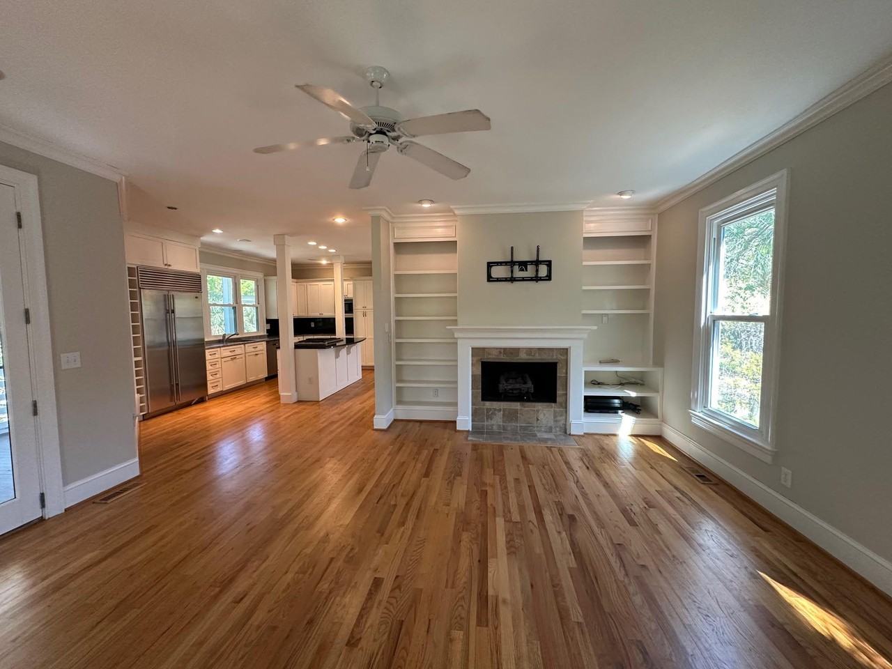2820 Middle St - Photo 6 of 19