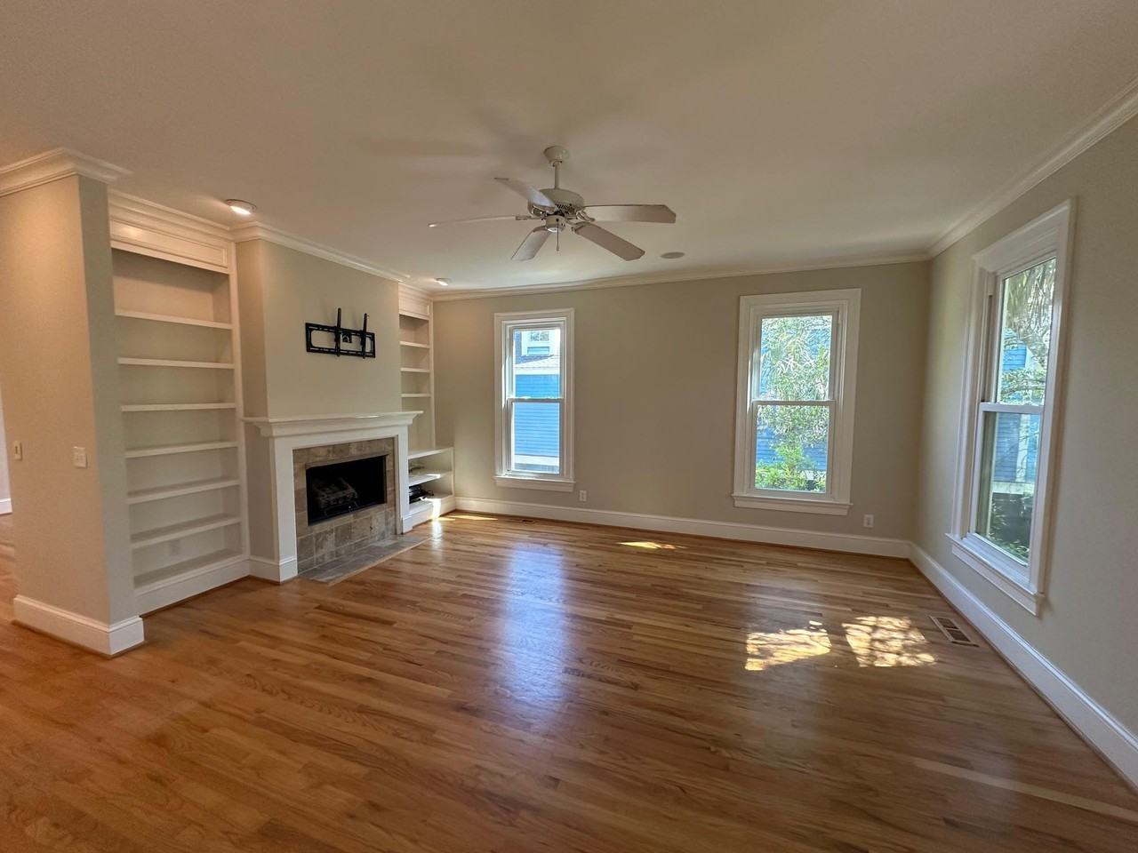 2820 Middle St - Photo 7 of 19
