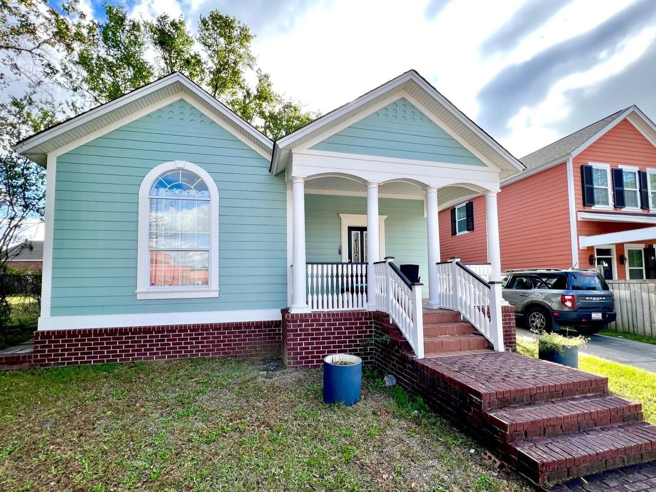 4662 Jenkins Ave - Photo 2 of 15