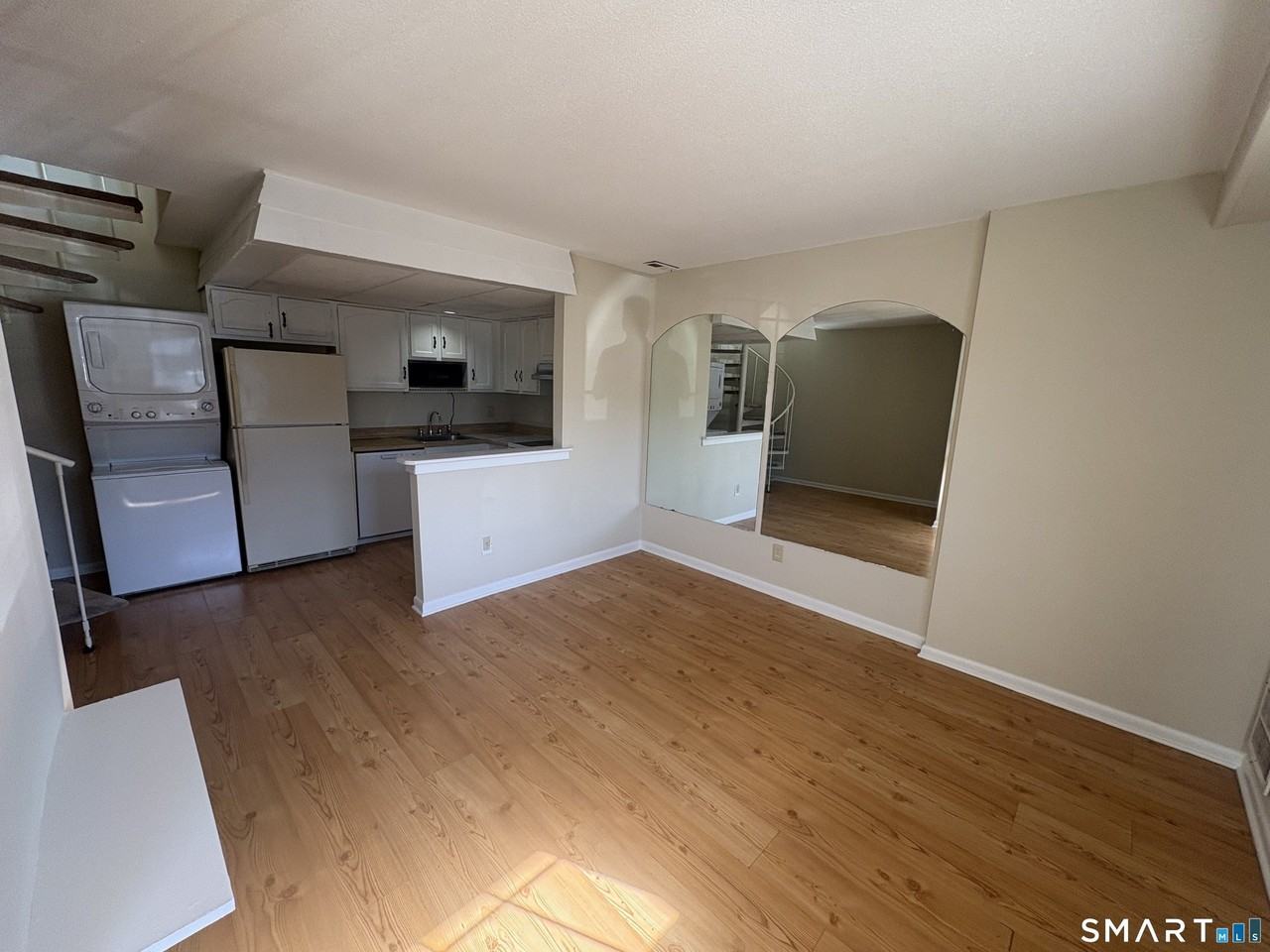 330 Short Beach Rd #H3 - Photo 2 of 10