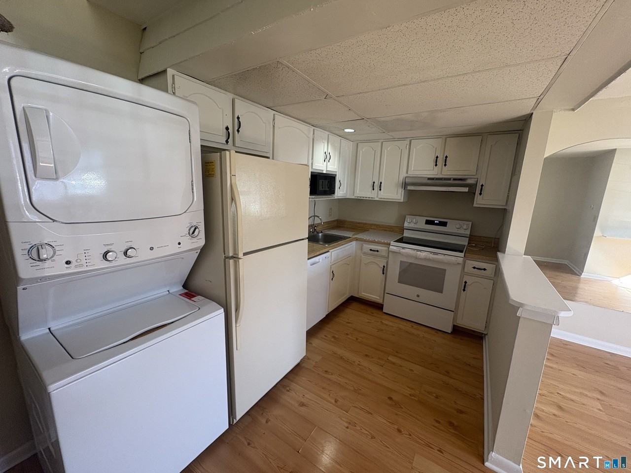 330 Short Beach Rd #H3 - Photo 4 of 10