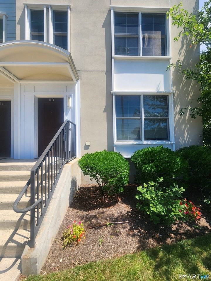 80 Merrell Ave #80 - Photo 2 of 14