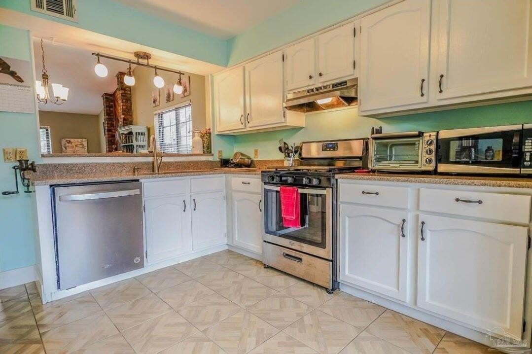 1030 Alderwood Way - Photo 7 of 8