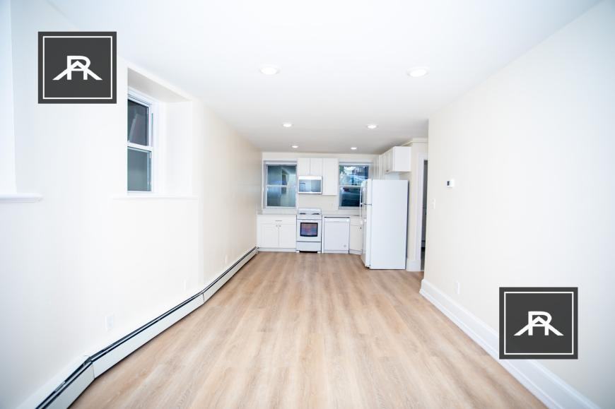 391 Harvard St - Photo 3 of 10
