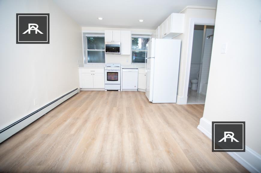 391 Harvard St - Photo 5 of 10