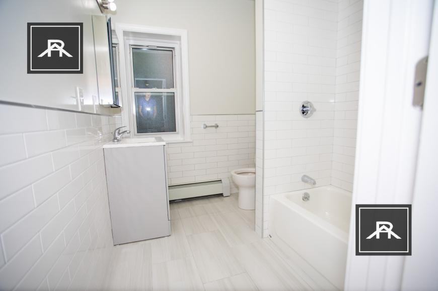 391 Harvard St - Photo 6 of 10