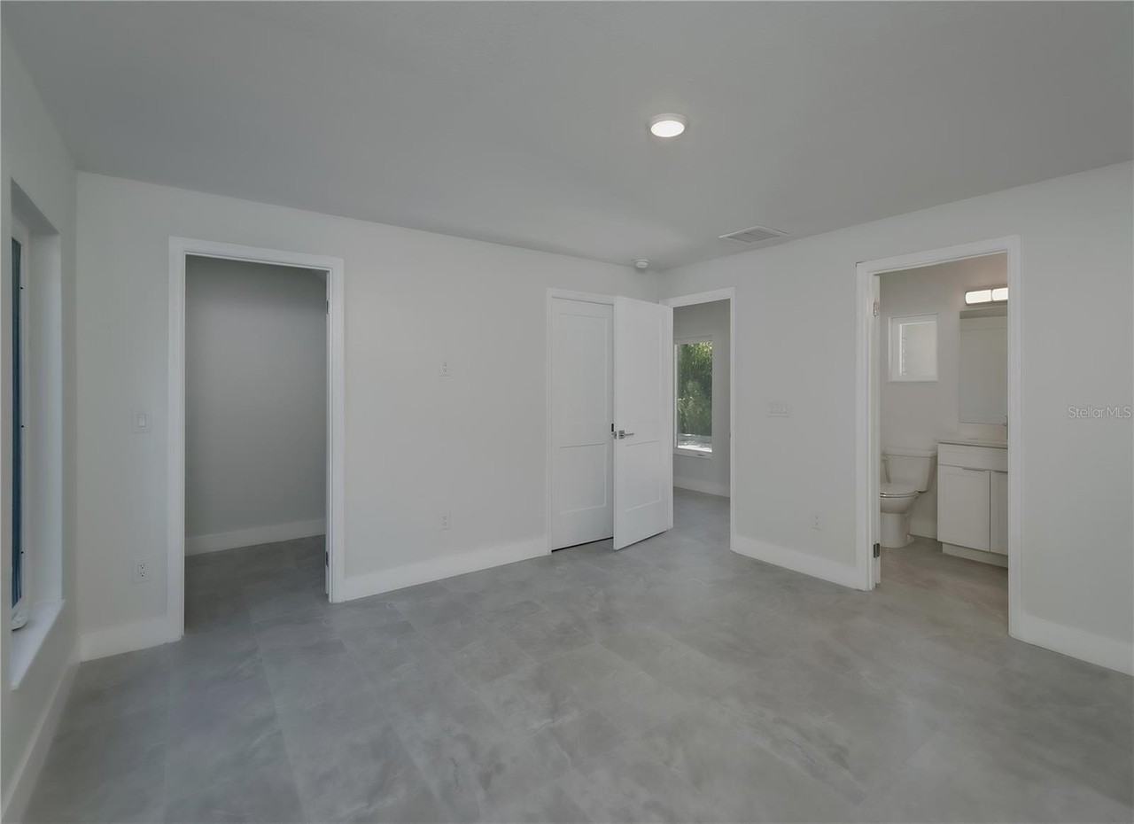 310 Hibiscus St - Photo 6 of 50