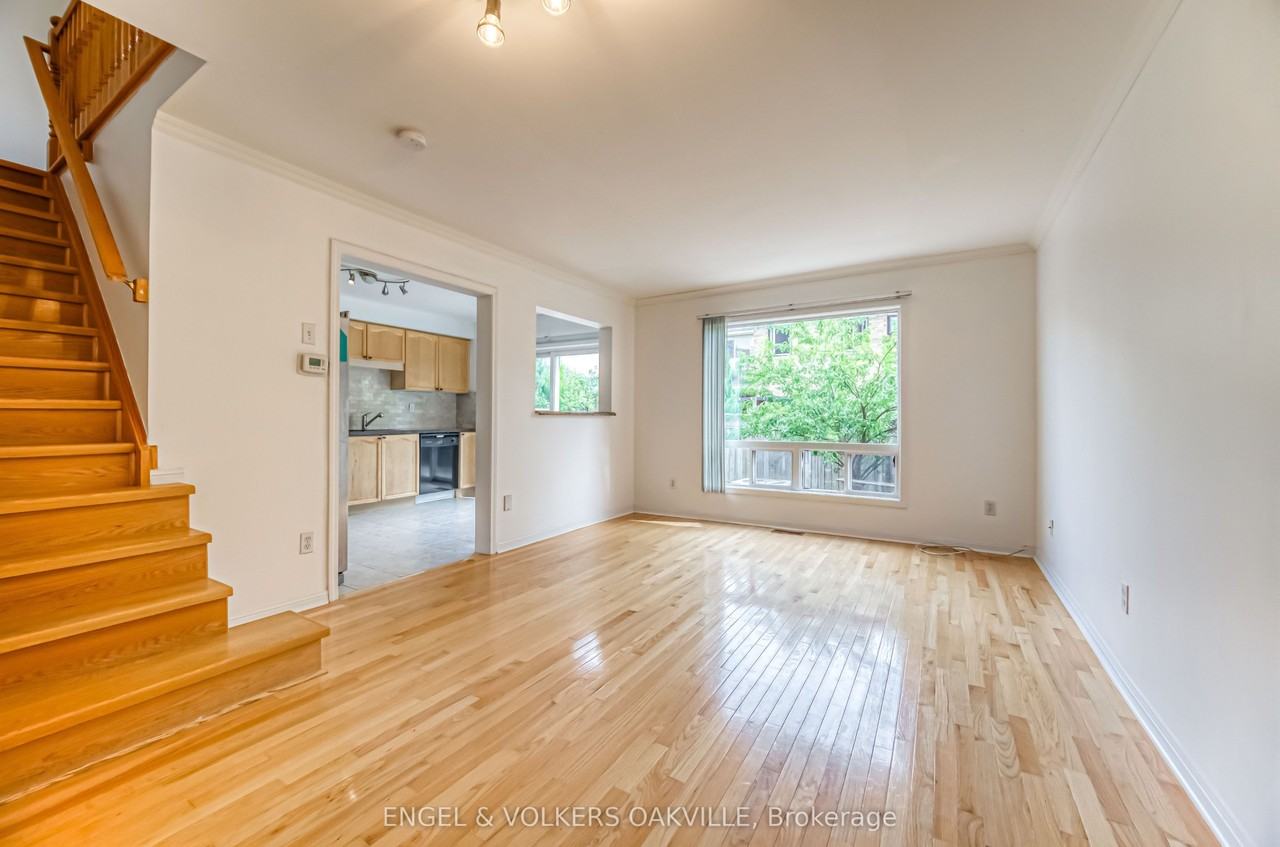 1121 Barclay Cir - Photo 3 of 14