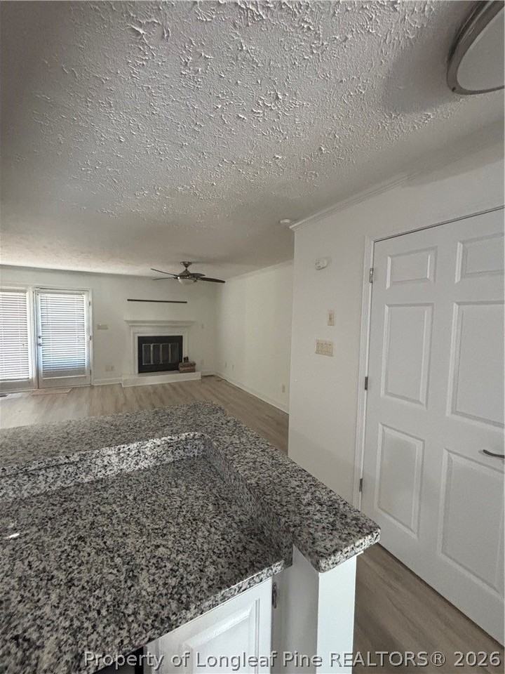 457 Lands End Rd - Photo 5 of 25