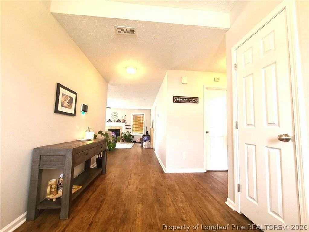 5215 Woodpecker Dr - Photo 4 of 33