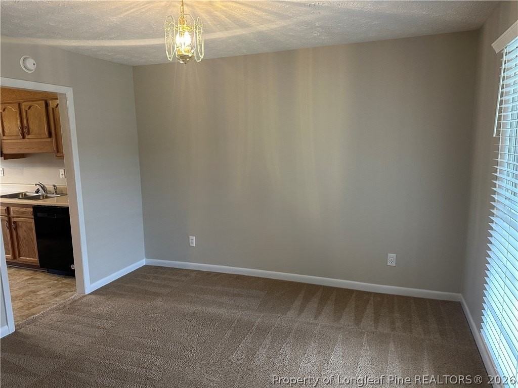 7850 Penelope Dr - Photo 4 of 19