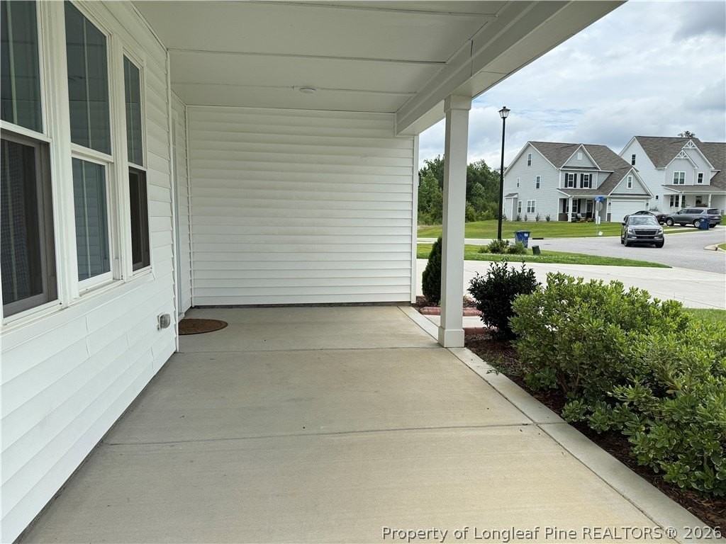 487 Union St - Photo 2 of 32
