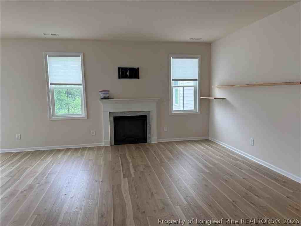 487 Union St - Photo 4 of 32