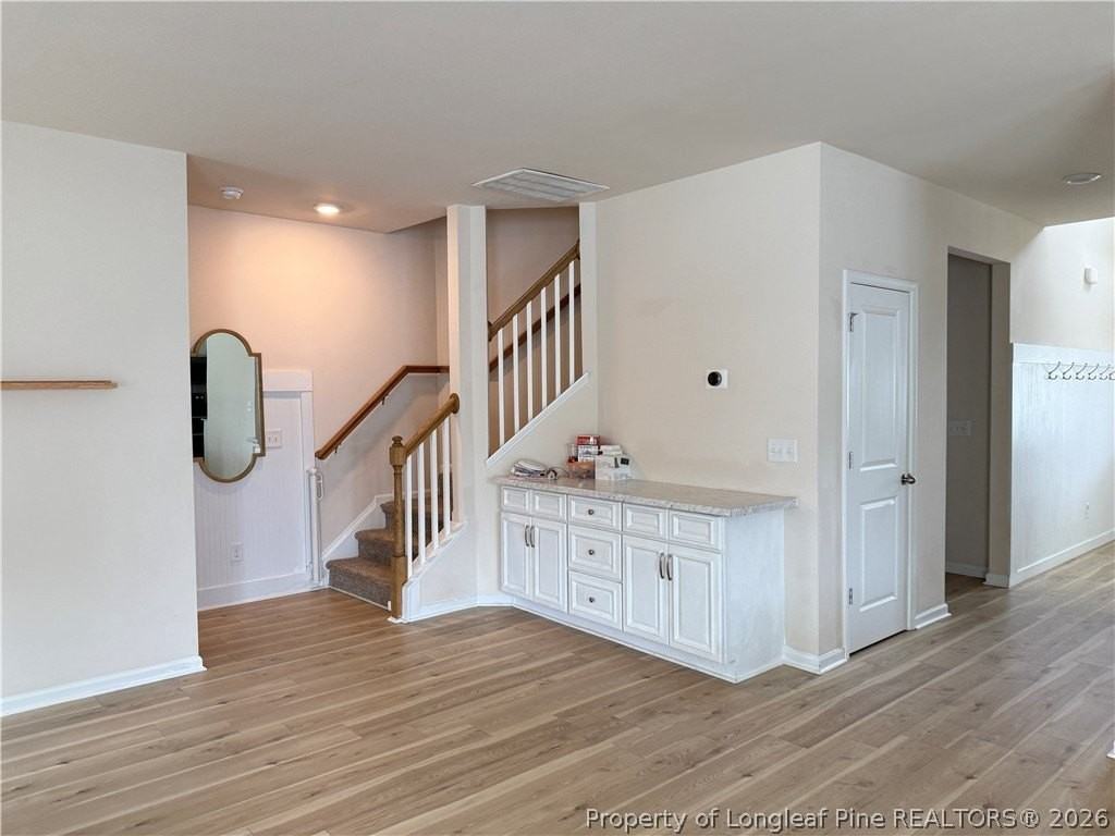 487 Union St - Photo 6 of 32