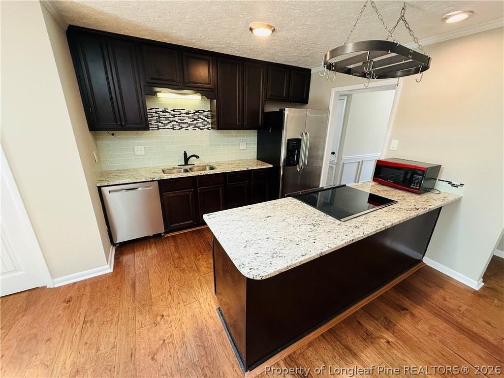 6927 Wickersham Dr - Photo 4 of 19