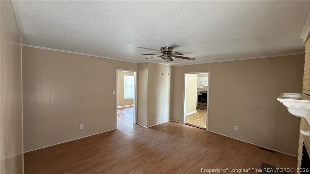 313 Nugget Ct - Photo 4 of 12