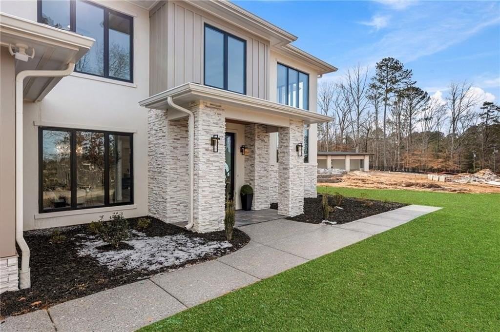 4805 Moore Rd - Photo 4 of 42