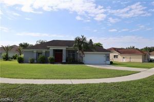 featured image of 563 Chamonix Ave S
