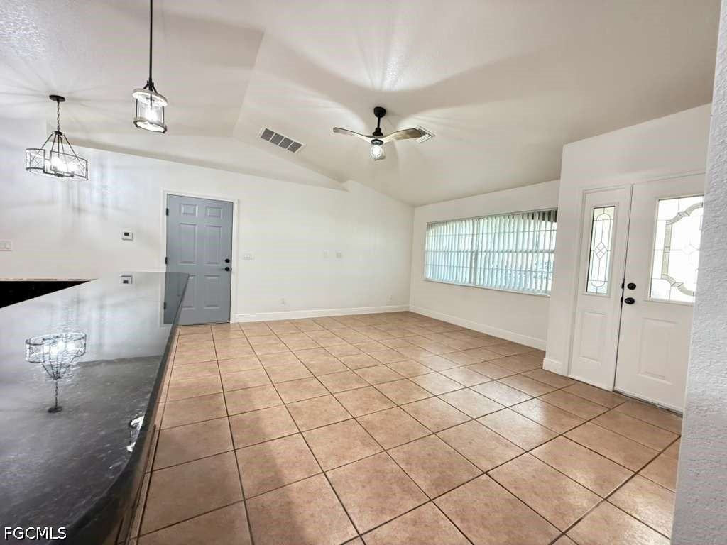 2712 Sw 2nd Ave - Photo 3 of 18