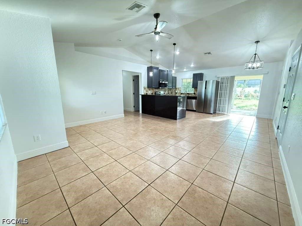 2712 Sw 2nd Ave - Photo 4 of 18