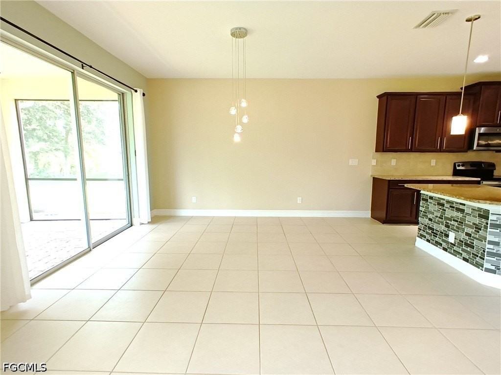 20559 Long Pond Rd - Photo 7 of 37
