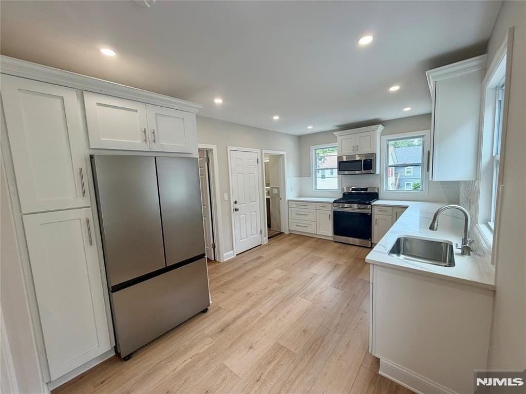 35 Claremont Ave #2 - Photo 2 of 13