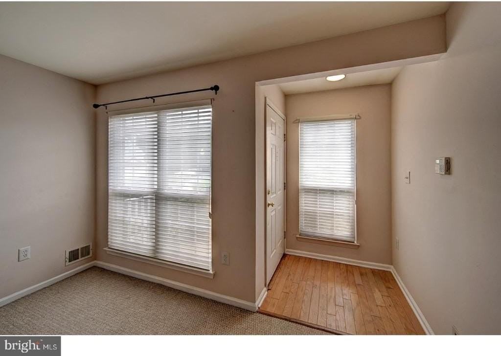 406 Pebble Creek Ct - Photo 4 of 25