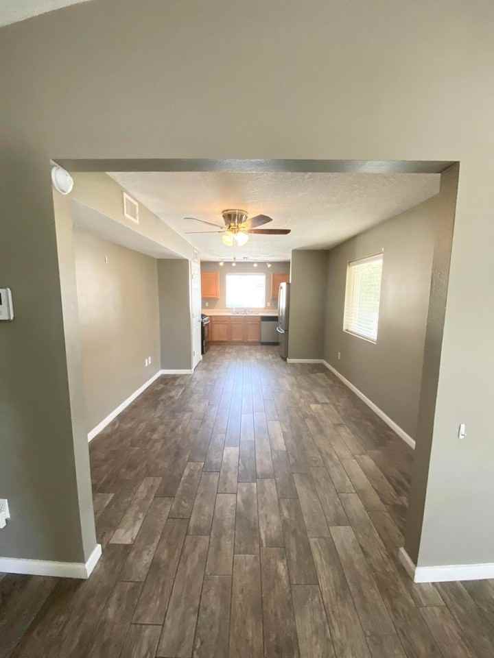 9016 Anacapa Ave Nw - Photo 7 of 24