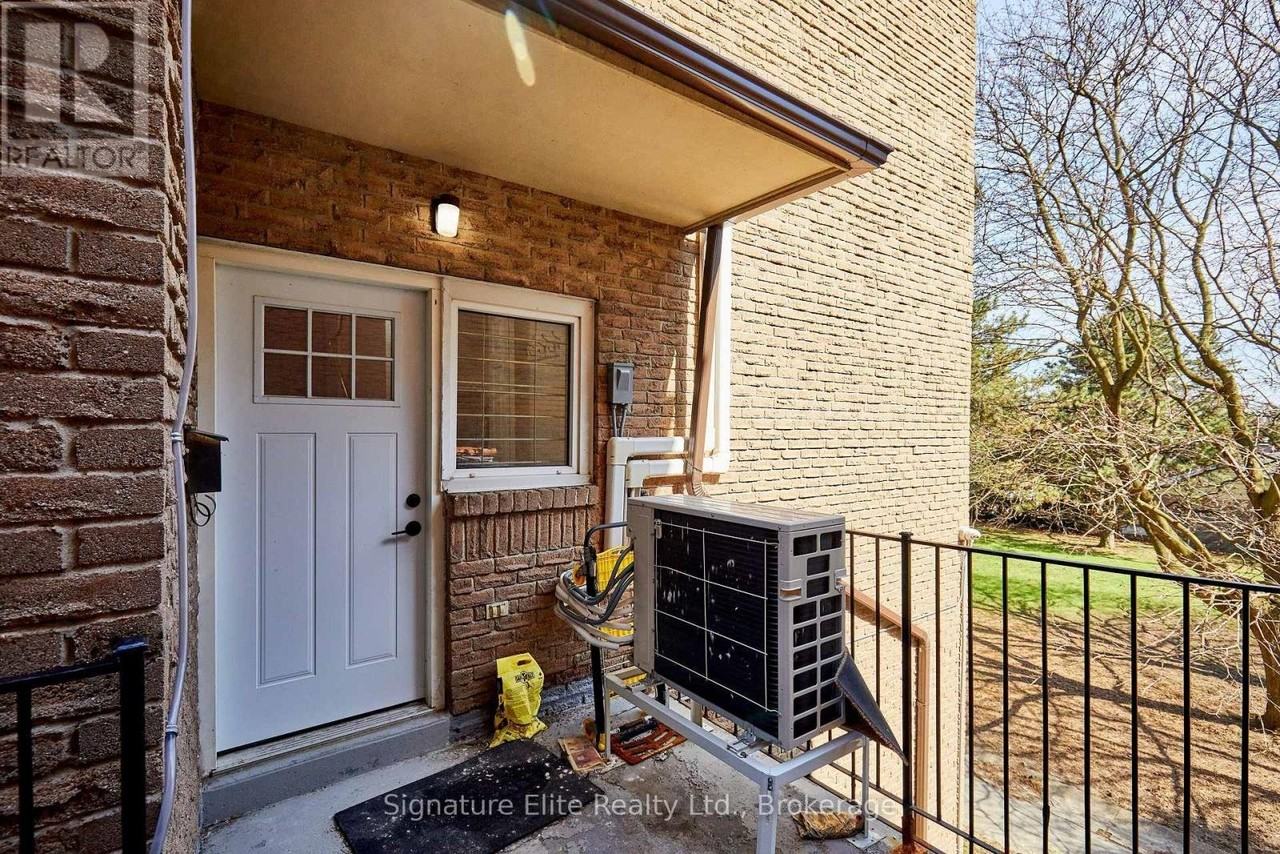 50 Scarborough Golf Club Rd - Photo 2 of 19