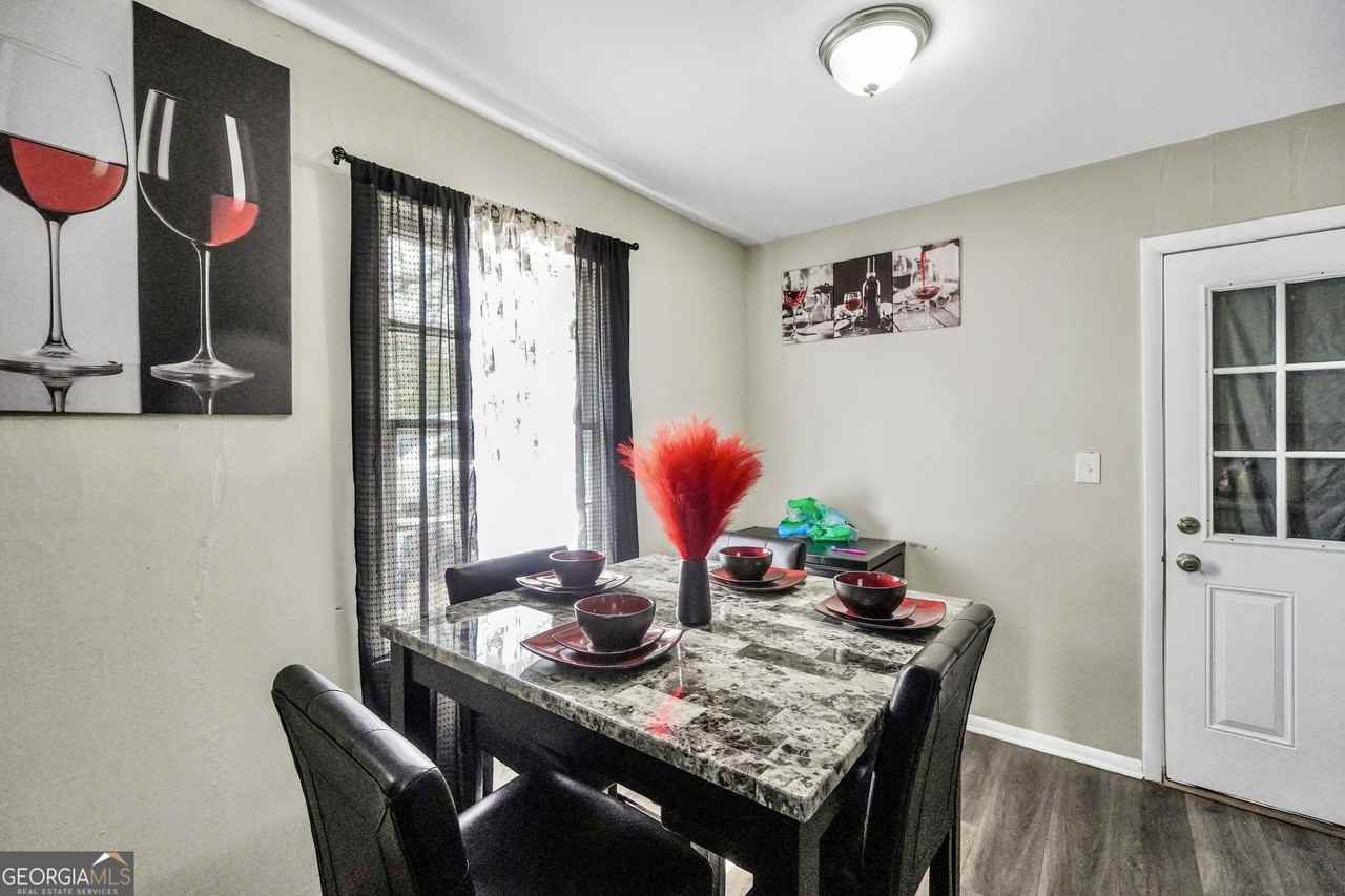 106 Vickie Dr - Photo 6 of 19