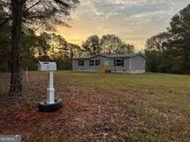 featured image of 21 Trailer Park Rd