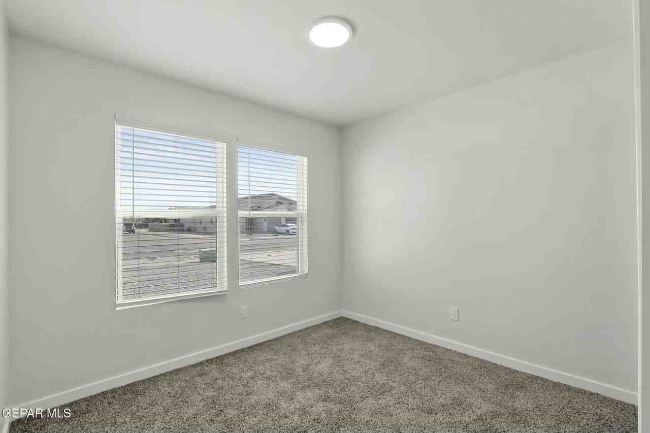 11496 Summer Dr #A - Photo 5 of 36