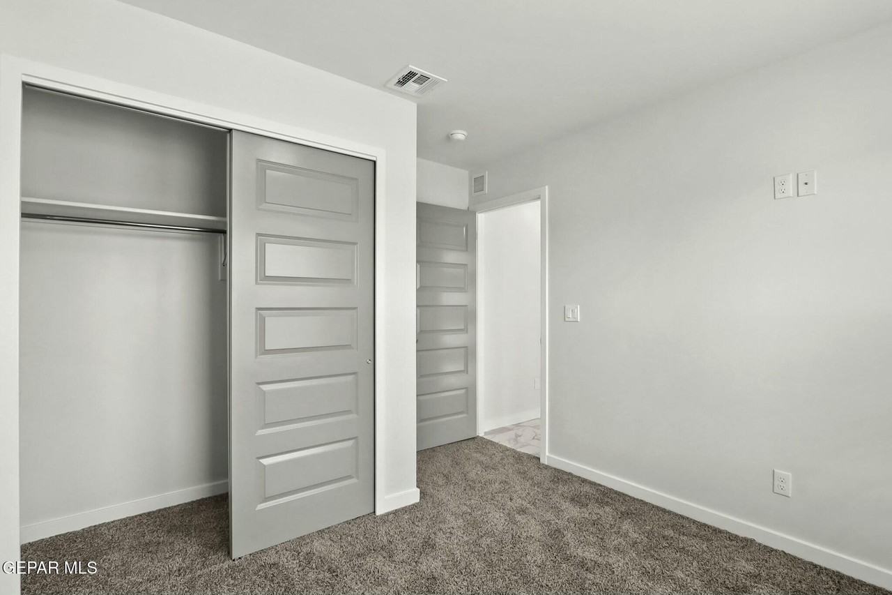 11496 Summer Dr #A - Photo 6 of 36