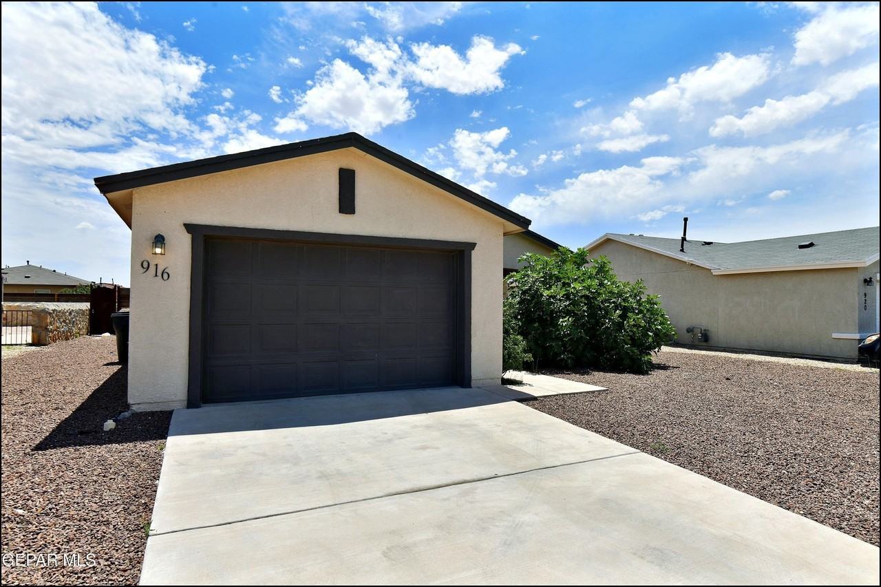 916 Villa Seca Dr - Photo 4 of 42