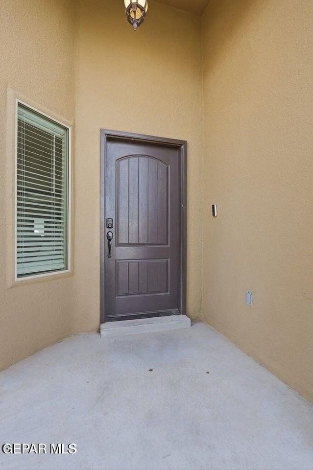 14270 Richard Wiles Ave - Photo 3 of 50