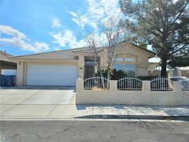 featured image of 3569 Windy Bluff St
