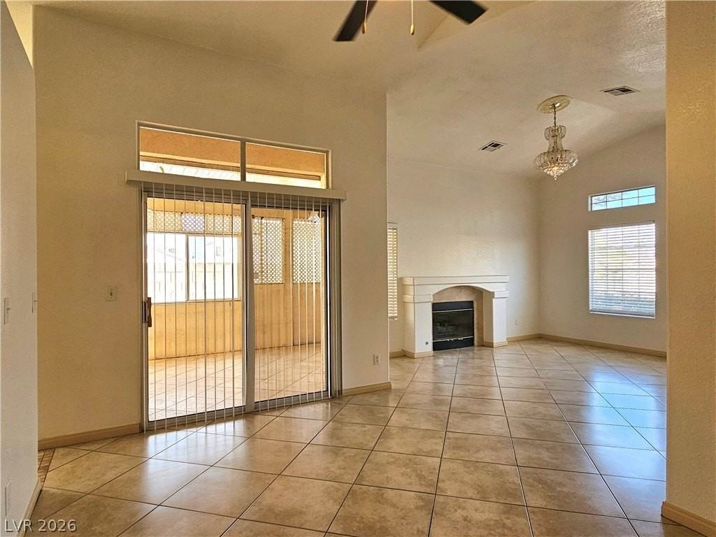 3569 Windy Bluff St - Photo 4 of 23