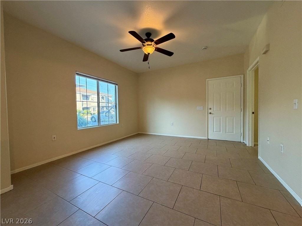 10245 S Maryland Pkwy #136 - Photo 6 of 16