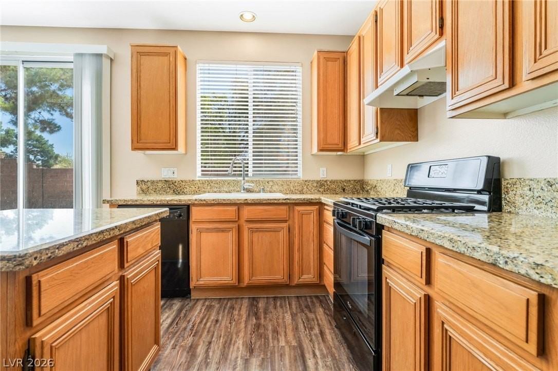 3044 Cherum St - Photo 7 of 26