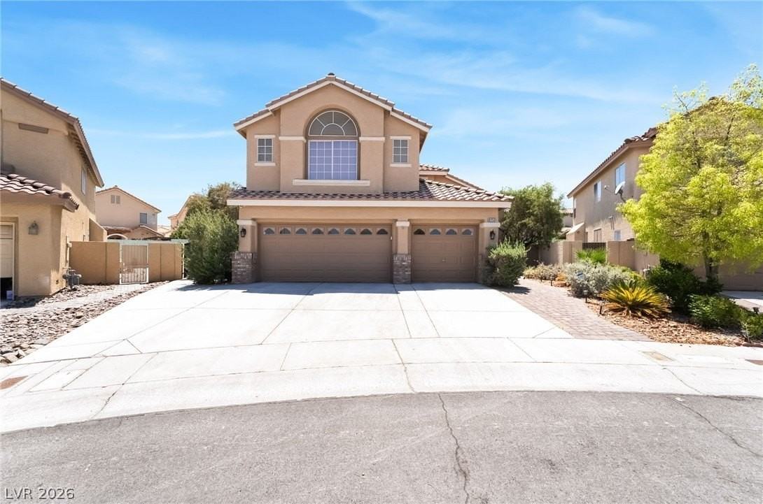 8253 Ruby Mountain Way - Photo 6 of 45