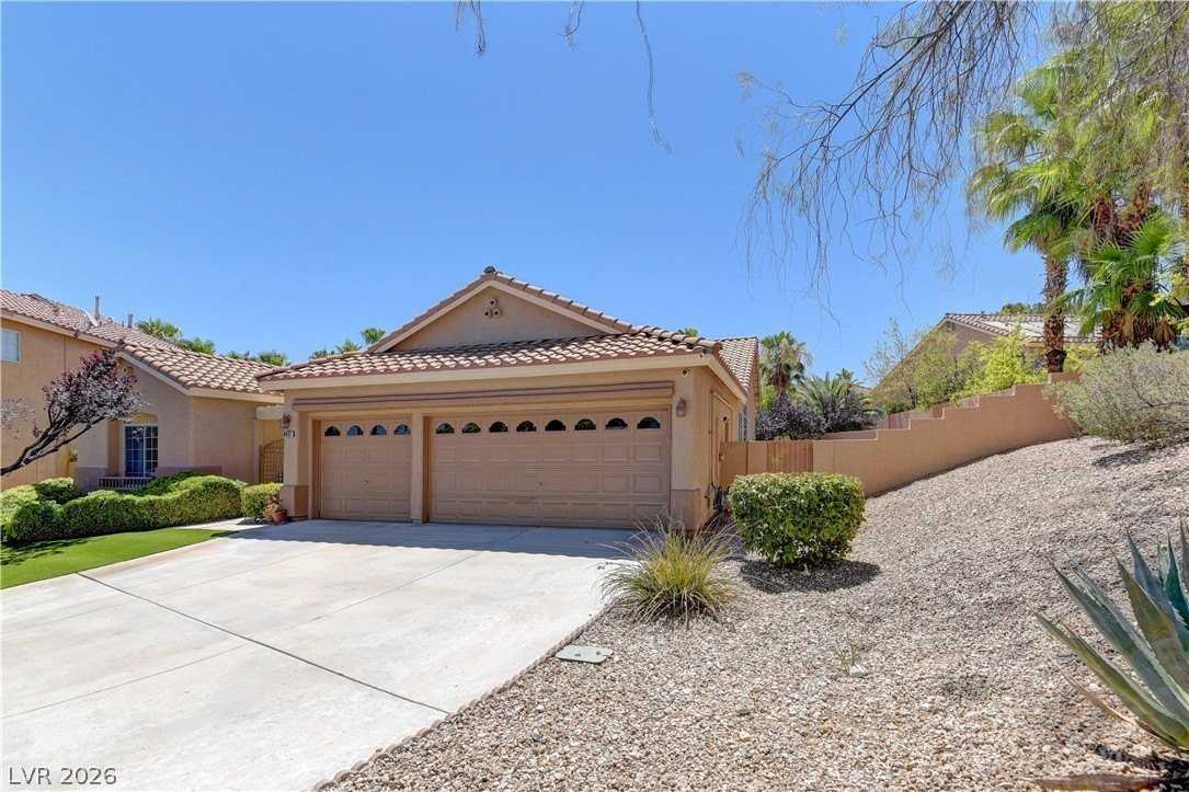 8437 Willowleaf Ct - Photo 4 of 47