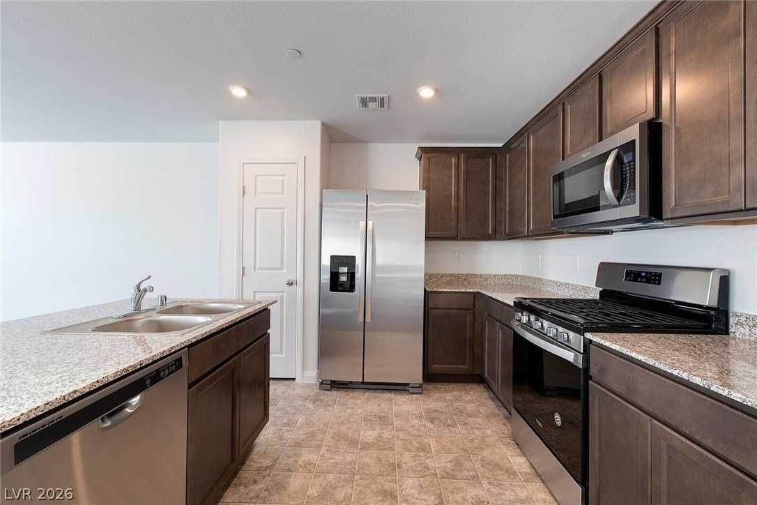5205 Silica Chalk Ave - Photo 3 of 15