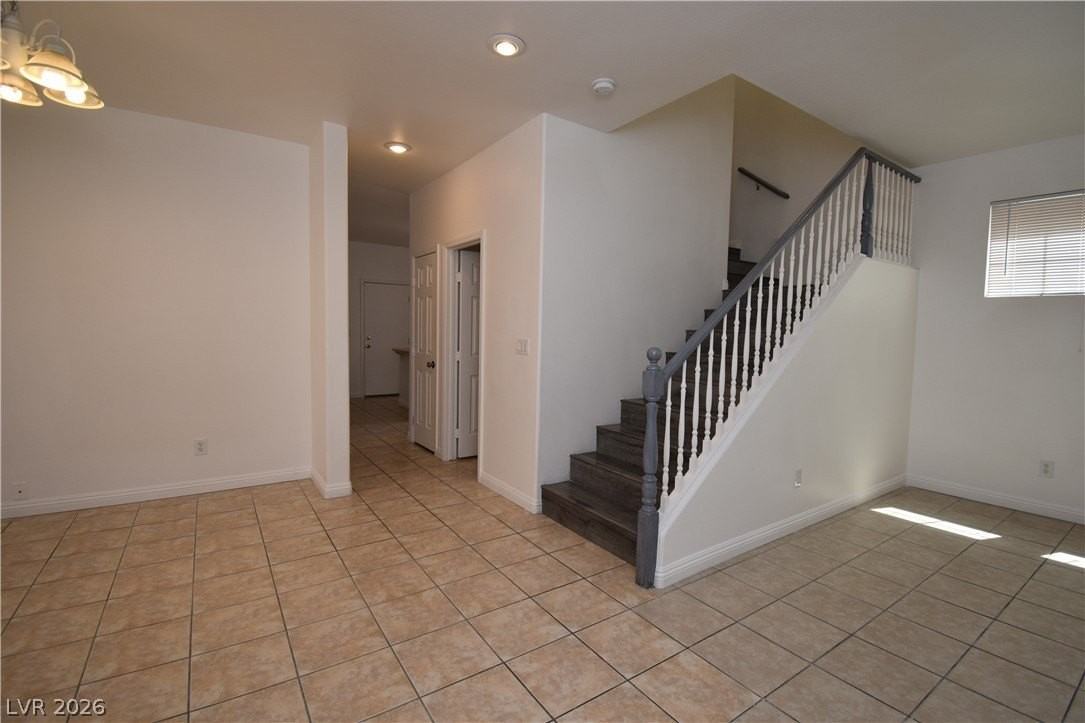 4448 Mount Penteli Ave - Photo 4 of 40