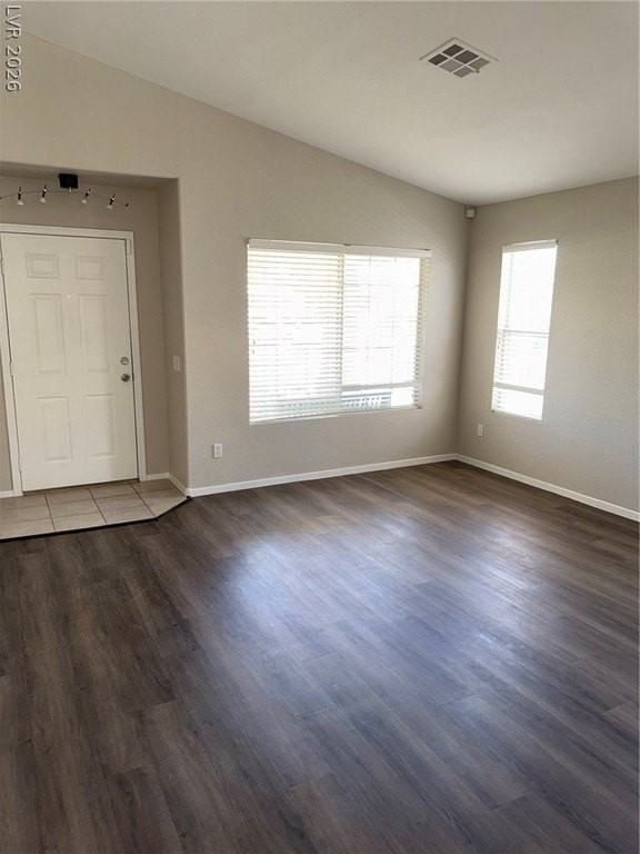 8056 Sweet Clover Ct - Photo 4 of 23