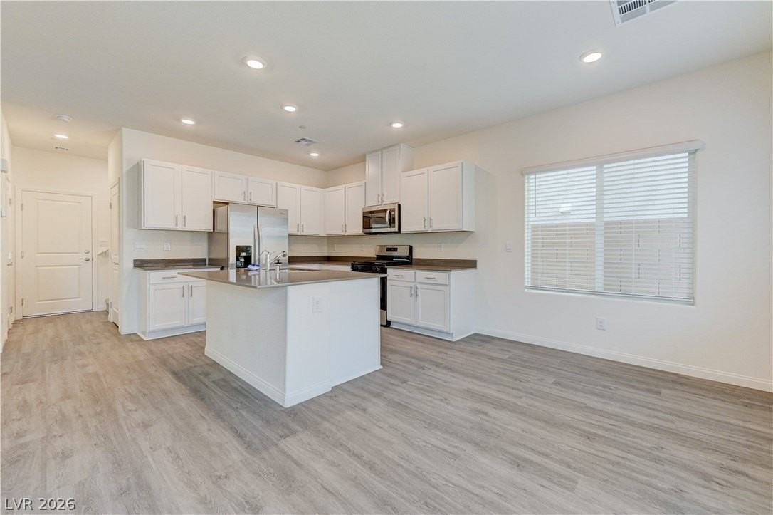 501 Red Lovebird Ave - Photo 6 of 50